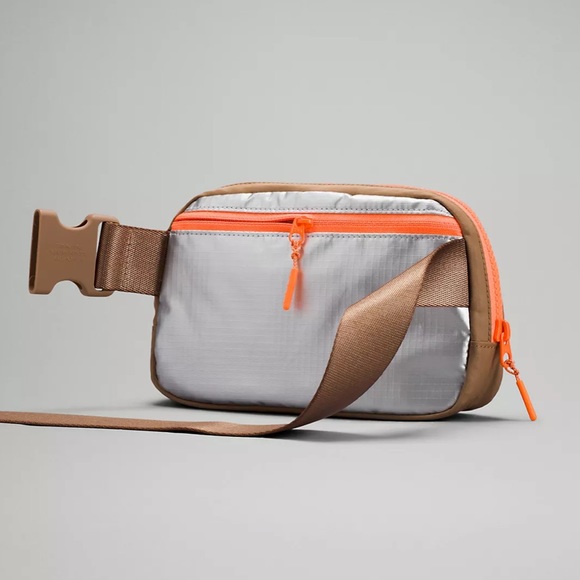 ❤️ Lululemon Rare Silver Brown and Orange Everywhere Belt Bag SVME/SNDN/HIOR NWT - Picture 8 of 15